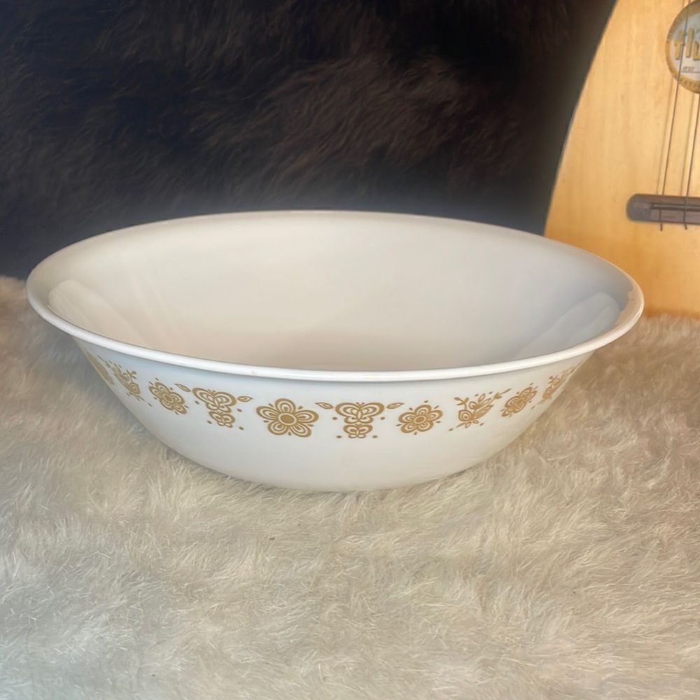 Corelle vintage serving bowl 64 ounces (500)